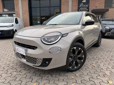 Fiat 600 Hybrid 100 CV DCT MHEV La Prima Beige usata Mercato Saraceno