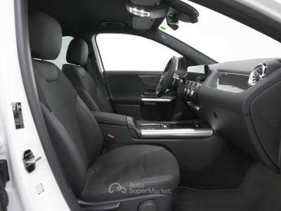 Mercedes-Benz GLA GLA 200 d AMG Line Advanced Plus Digital Edition auto Bianco usata Cantù