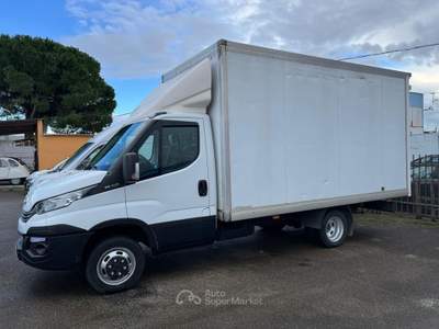 Iveco Daily IVECO DAILY 35C14 FURGONATO Bianco usata Pontecagnano Faiano