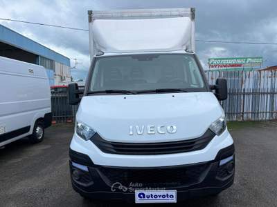 Iveco Daily IVECO DAILY 35C14 FURGONATO Bianco usata Pontecagnano Faiano