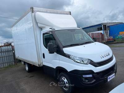 Iveco Daily IVECO DAILY 35C14 FURGONATO Bianco usata Pontecagnano Faiano