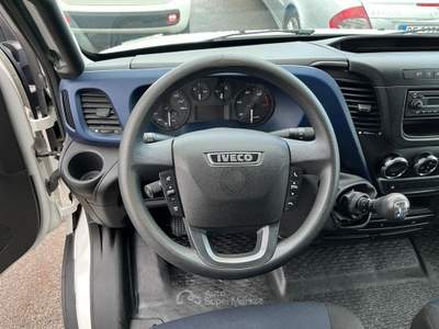 Iveco Daily IVECO DAILY 35C14 FURGONATO Bianco usata Pontecagnano Faiano