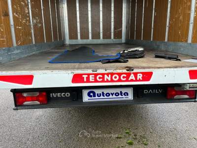 Iveco Daily IVECO DAILY 35C14 FURGONATO Bianco usata Pontecagnano Faiano