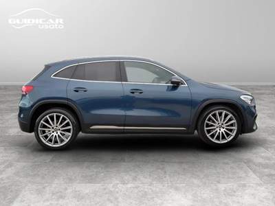 Mercedes-Benz GLA 200 D Premium 8G-DCT Blu/Azzurro usata Lucca