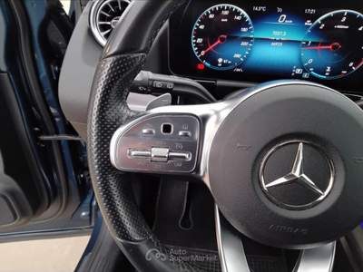 Mercedes-Benz GLA 200 D Premium 8G-DCT Blu/Azzurro usata Lucca