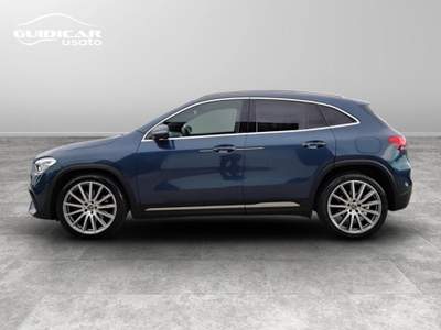 Mercedes-Benz GLA 200 D Premium 8G-DCT Blu/Azzurro usata Lucca