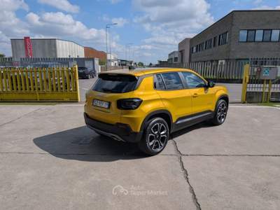 Jeep Avenger 1.2 Turbo 110 CV MHEV Summit Giallo usata Cremosano