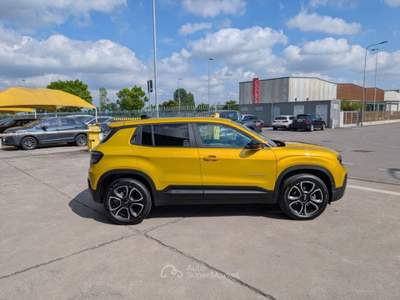 Jeep Avenger 1.2 Turbo 110 CV MHEV Summit Giallo usata Cremosano