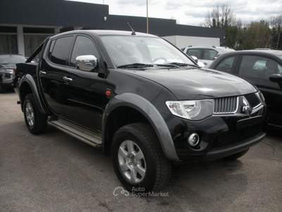 Mitsubishi L200 PICK-UP SAVANA Nero usata Frosinone