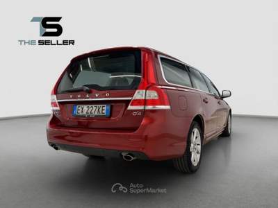 Volvo V70 2.0 d4 Summum 181cv geartronic Rosso usata Collegno