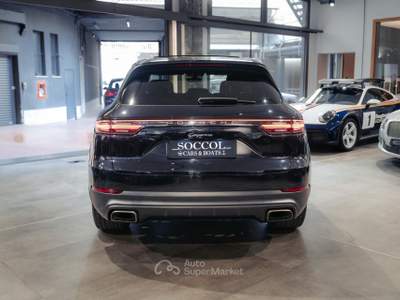 Porsche Cayenne 3.0 V6*SEDILI RISC*TETTO APRIB*TAGLIANDI PORSCHE Nero usata MILANO