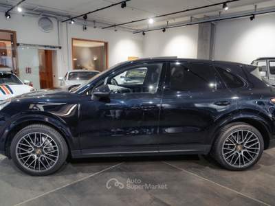 Porsche Cayenne 3.0 V6*SEDILI RISC*TETTO APRIB*TAGLIANDI PORSCHE Nero usata MILANO