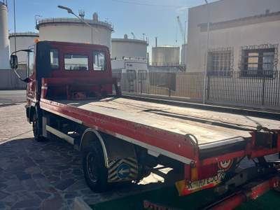 Iveco Eurocargo Carro Attrezzi patente C Rosso usata Civitavecchia
