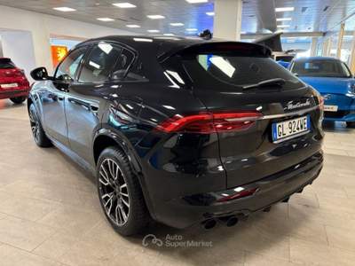 Maserati Grecale 2.0 benzina/ibrida 330cv.  4x4  Modena , Km 56.000 Nero usata Alba