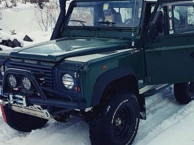 Land Rover Defender Vendo Defender 90 td5 Verde usata Giarre