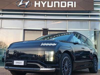 Hyundai Ioniq 110 kWh AWD Performance Calligraphy Blu/Azzurro usata Savona