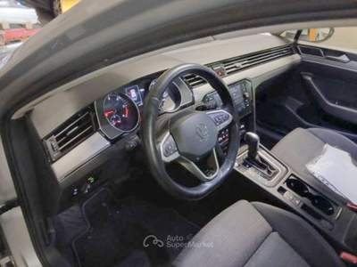 Volkswagen Passat 2.0 TDI EVO Business Fari LED, Navi, Ambient Pack Argento usata Monte San Giusto
