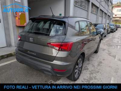 Seat Arona 1.0 TGI Style Fari  FULL LED, Full Link, Cerchi 17 Grigio usata Monte San Giusto