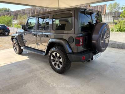 Jeep Wrangler Unlimited 2.2 Mjt II Sahara TETTO/CABRIO 6-DTEMP Grigio usata Pavia