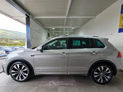 Volkswagen Tiguan 2.0 TDI SCR DSG Sport R-line BlueMotion Technology Argento usata ADRANO