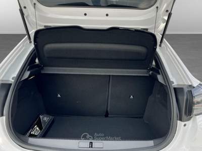 Peugeot 208 208 5P - ALLURE Hybrid 100 E-DCS6 Bianco usata Tradate
