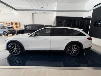 Mercedes-Benz Classe E d Mild hybrid 4Matic S.W. Premium All Terrain Bianco usata Potenza