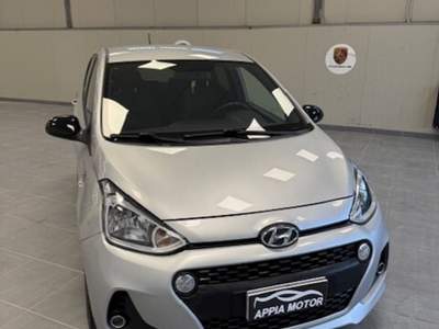 Hyundai i10 HYUNDAI I10 Grigio usata Giugliano in Campania