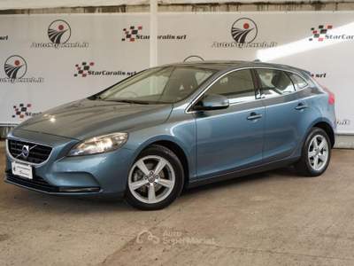 Volvo V40 D2 1.6 Kinetic Blu/Azzurro usata Quartu Sant'Elena
