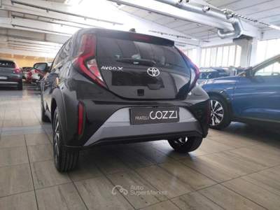 Toyota Aygo  -  1.0 vvt-i 72 cv 5 porte active s-cvt Grigio usata LEGNANO