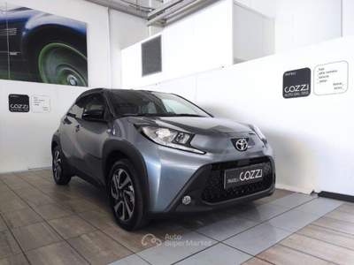 Toyota Aygo  -  1.0 vvt-i 72 cv 5 porte active s-cvt Grigio usata LEGNANO