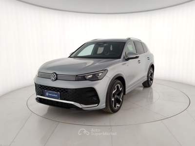 Volkswagen Tiguan 2.0 TDI 110KW SCR R-Line DSG Grigio usata Massa
