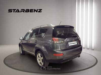 Mitsubishi Outlander Outlander 2.2 Instyle 7p 4x4 Grigio usata Torbole Casaglia