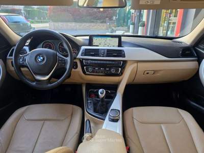 BMW Serie 3 318d 318 d xDrive Touring LED Pelle Beige NaviPRO HarmanKar Nero usata Rezzato