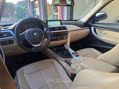 BMW Serie 3 318d 318 d xDrive Touring LED Pelle Beige NaviPRO HarmanKar Nero usata Rezzato