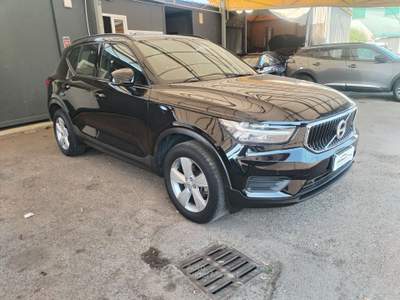 Volvo XC40 XC40 1.5 t2 Momentum Core auto my21 Nero usata Milano