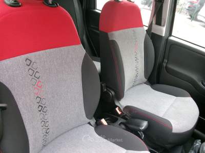 Fiat Panda PANDA 1.2 LOUNGE E6 BENZINA 82000 KM +600.00 GPL Grigio usata Giugliano in Campania