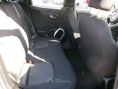 Jeep Renegade 1.4 T-JET 120CV E6 120CV E6 LONGITUDE GPL DI SERIE Bianco usata Giugliano in Campania