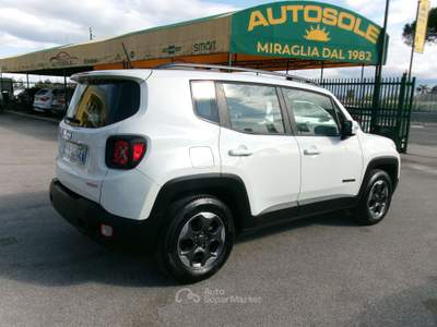 Jeep Renegade 1.4 T-JET 120CV E6 120CV E6 LONGITUDE GPL DI SERIE Bianco usata Giugliano in Campania