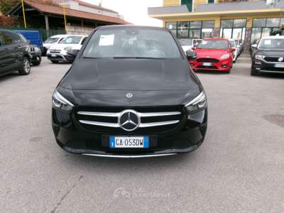Mercedes-Benz Classe B B160 1.5 95CV D SPORT PLUS NAVI/PDC/CAMERA/LED Nero usata Giugliano in Campania
