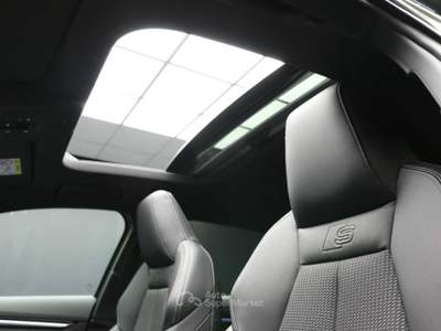 Audi A3 S.B. 35 TDI S-Line 150cv S-Tronic-Tetto Apr-Matrix Verde usata Milano