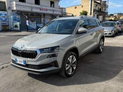 Skoda Karoq SCR DSG Style Grigio usata Sant'Antimo