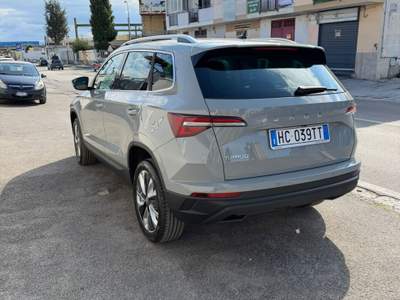 Skoda Karoq SCR DSG Style Grigio usata Sant'Antimo