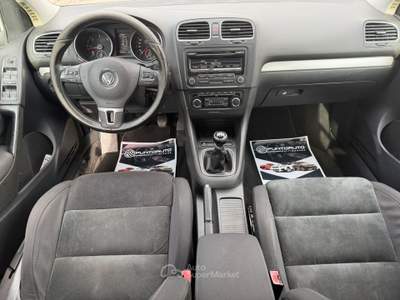 Volkswagen Golf 5p. Highline BlueMotion Technology Nero usata Sant'Antimo