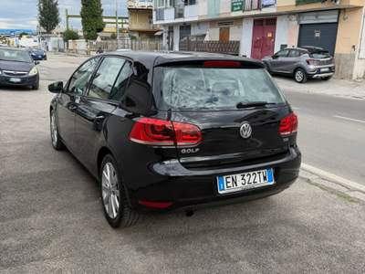 Volkswagen Golf 5p. Highline BlueMotion Technology Nero usata Sant'Antimo