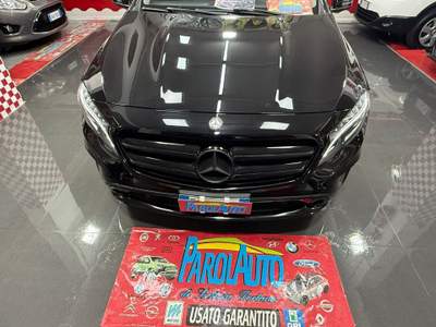Mercedes-Benz GLA 200 2.1 136cv Enduro - 2016 Nero usata Giugliano in Campania