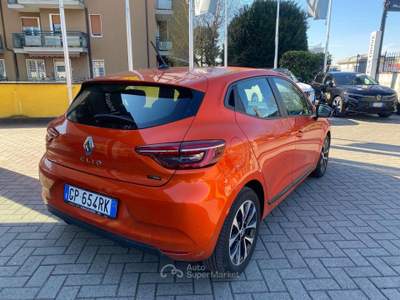 Renault Clio Clio V 1.6 full hybrid 145 cv auto Arancione usata Arcore