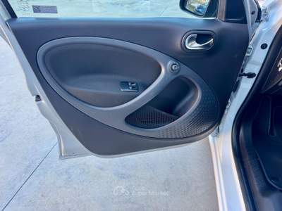 Smart ForFour EQ Passion ForFour ELETTRICA Grigio usata Miranda