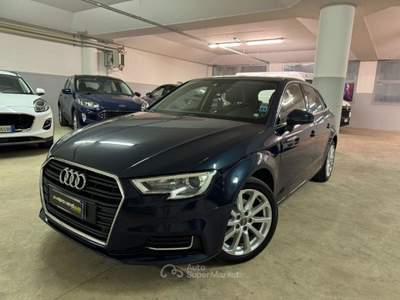 Audi A3 1.6 TDI 116 CV S tronic Sport Blu/Azzurro usata Bergamo