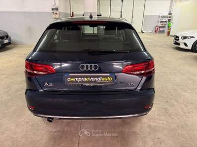 Audi A3 1.6 TDI 116 CV S tronic Sport Blu/Azzurro usata Bergamo