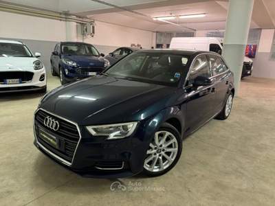 Audi A3 1.6 TDI 116 CV S tronic Sport Blu/Azzurro usata Bergamo